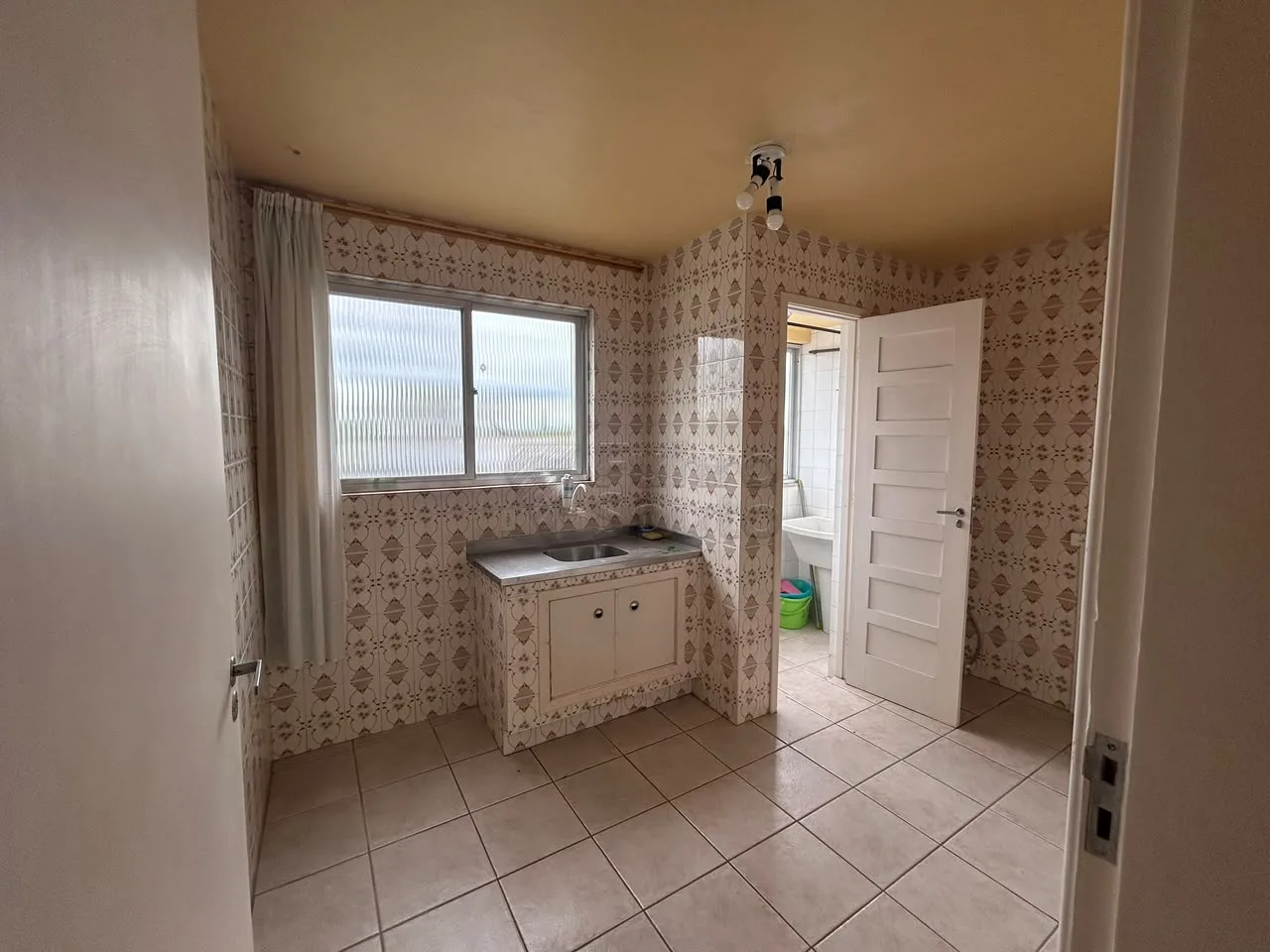 Comprar Apartamento / Padr&atilde;o em Pelotas R$ 214.000,00 - Foto 3