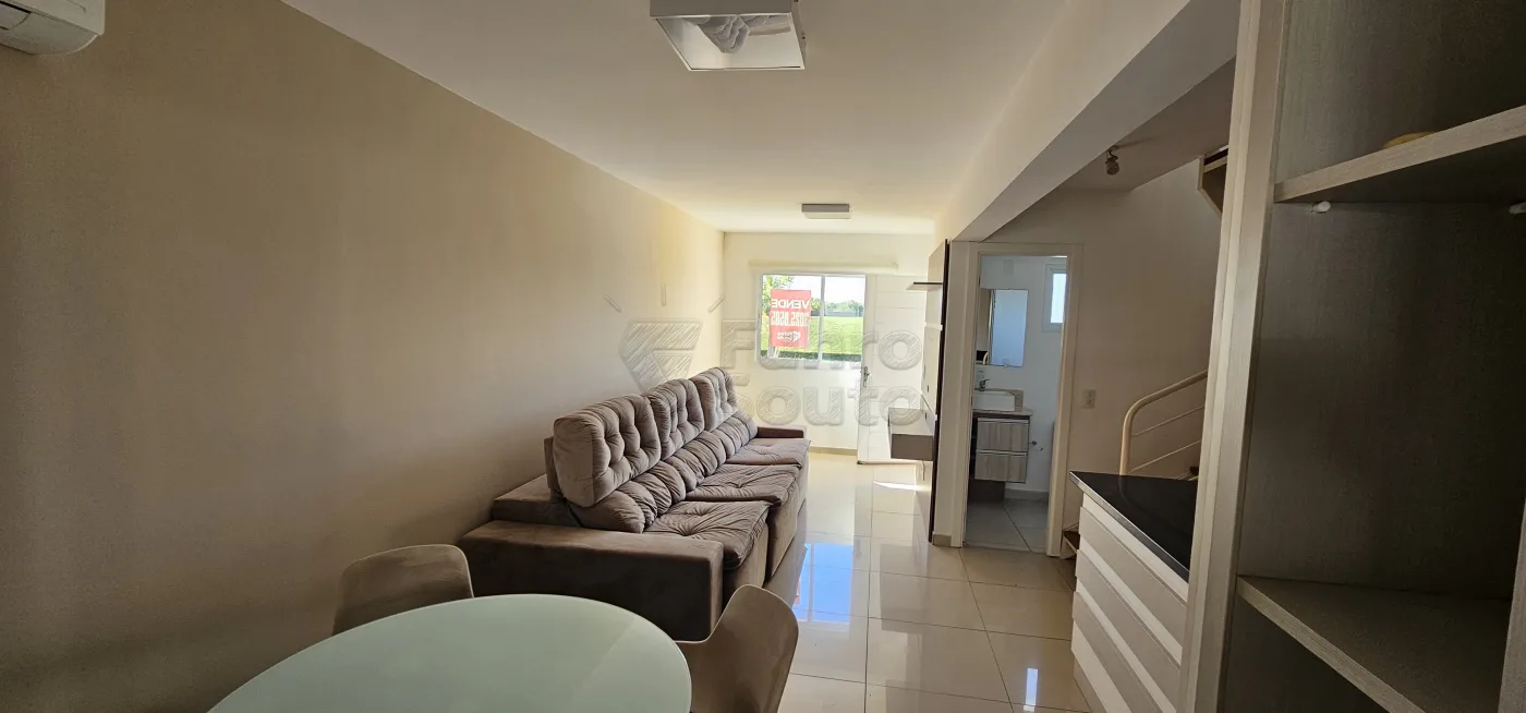 Comprar Casa / Condom&iacute;nio em Pelotas R$ 530.000,00 - Foto 2