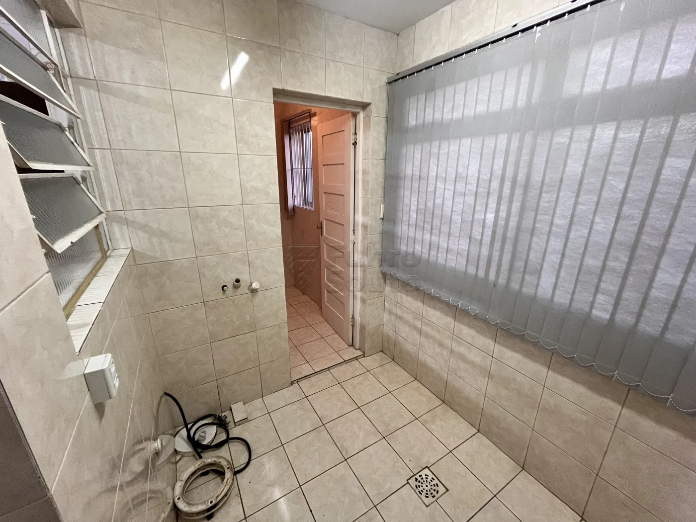 Comprar Apartamento / Padr&atilde;o em Pelotas R$ 340.000,00 - Foto 11