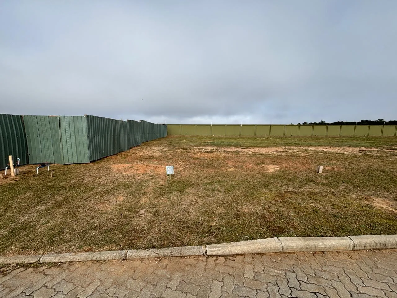 Comprar Terreno / Condom&iacute;nio em Pelotas R$ 250.000,00 - Foto 1