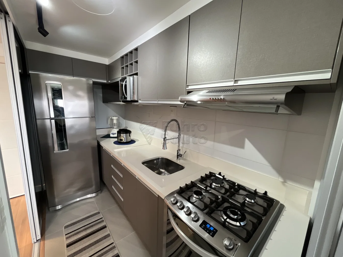 Comprar Apartamento / Padr&atilde;o em Pelotas R$ 539.000,00 - Foto 3
