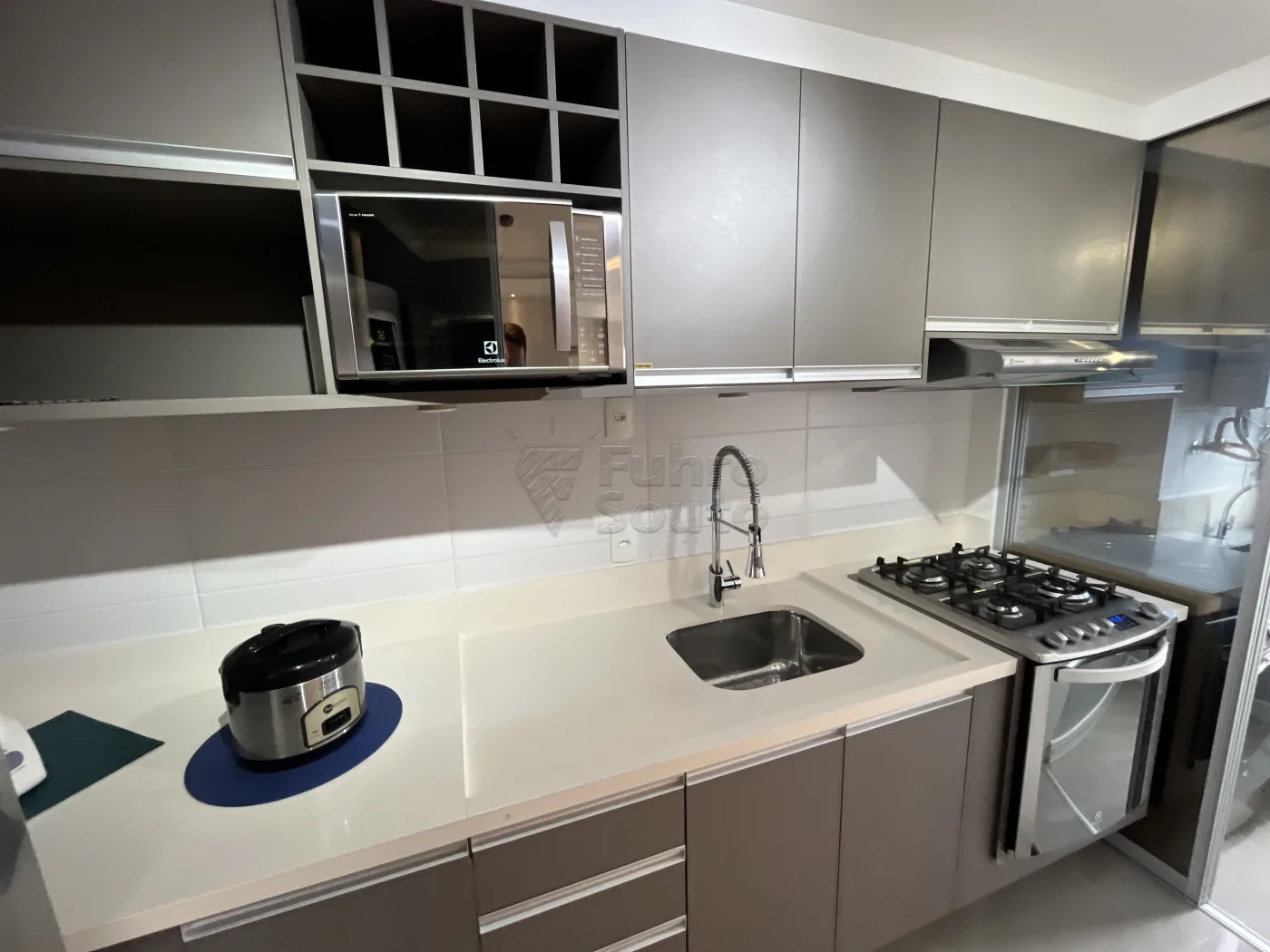 Comprar Apartamento / Padr&atilde;o em Pelotas R$ 539.000,00 - Foto 4
