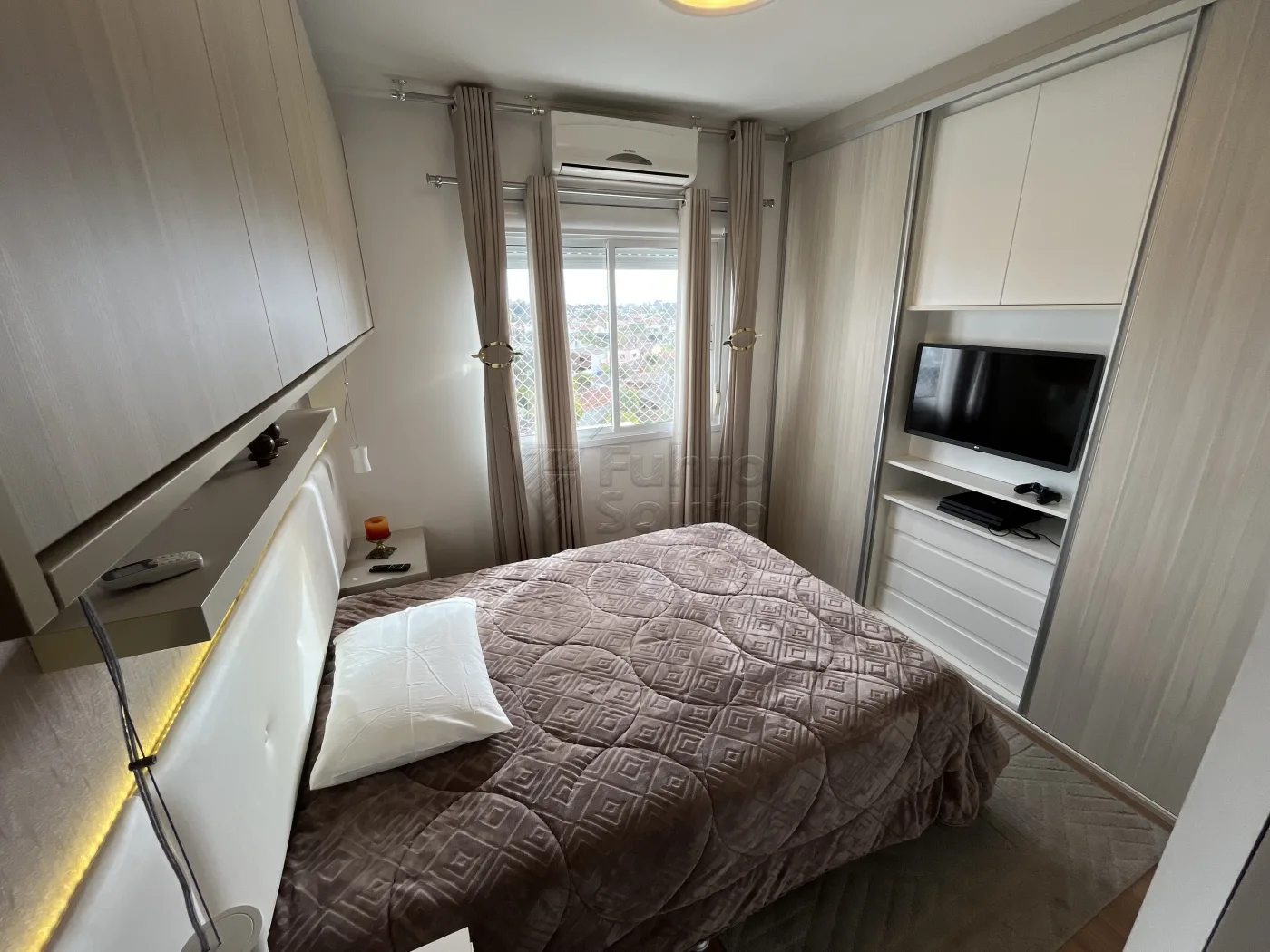 Comprar Apartamento / Padr&atilde;o em Pelotas R$ 539.000,00 - Foto 8