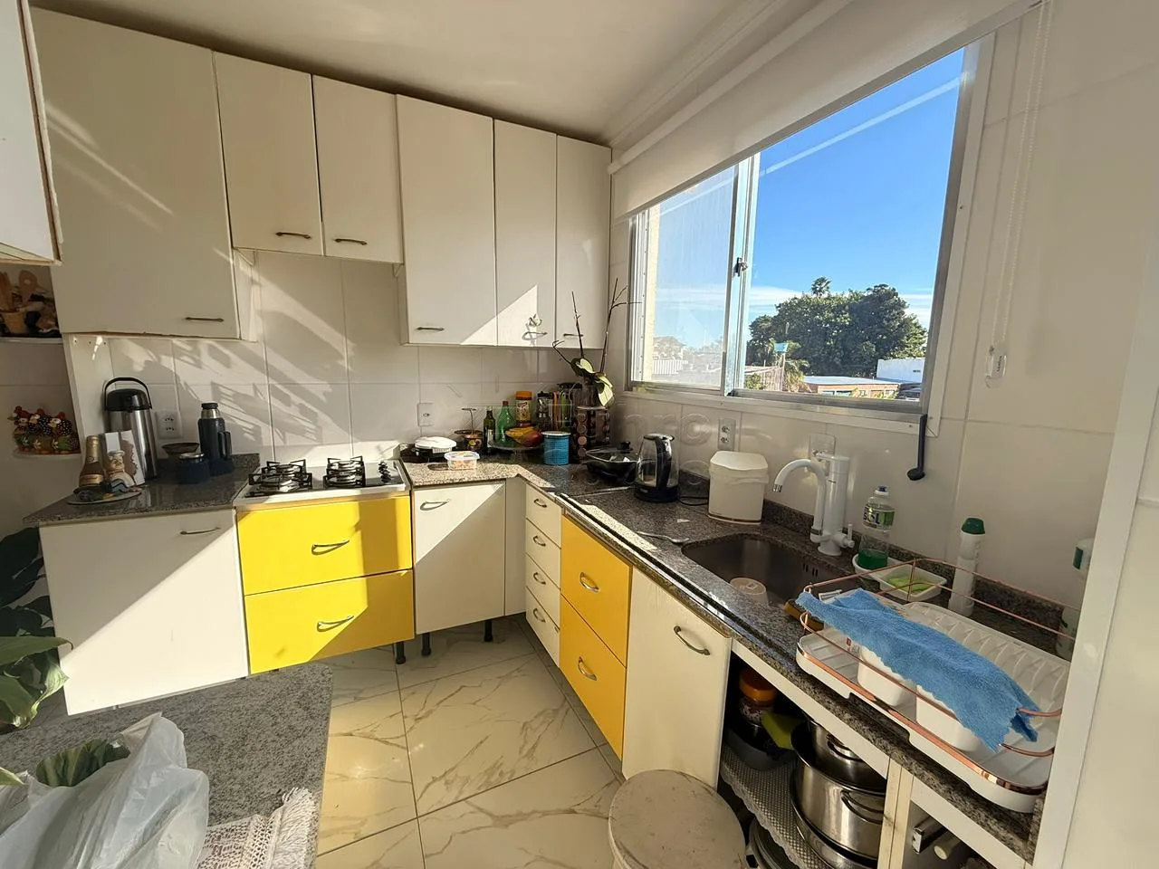 Comprar Apartamento / Padr&atilde;o em Pelotas R$ 280.000,00 - Foto 3