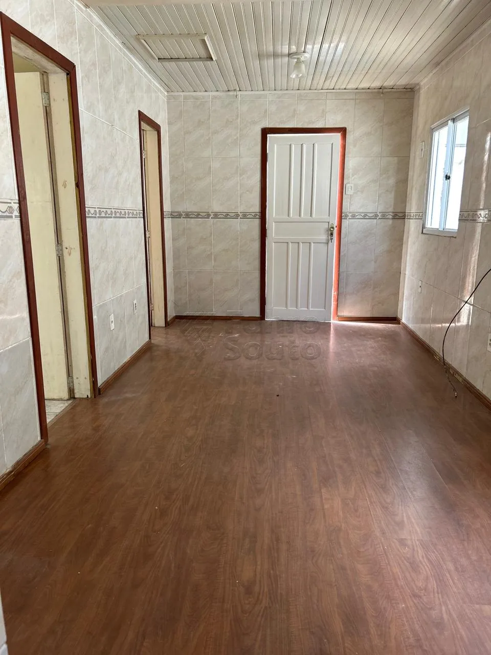 Comprar Casa / Padr&atilde;o em Pelotas R$ 288.000,00 - Foto 8