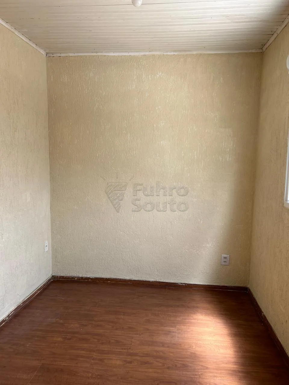 Comprar Casa / Padr&atilde;o em Pelotas R$ 288.000,00 - Foto 10