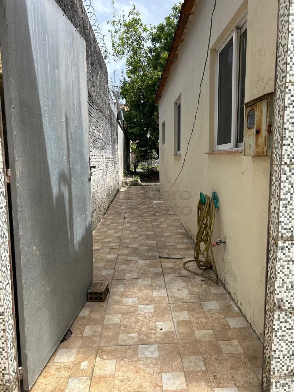 Comprar Casa / Padr&atilde;o em Pelotas R$ 288.000,00 - Foto 11