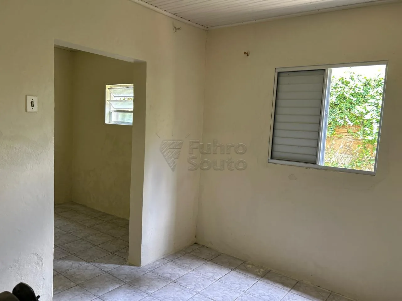 Comprar Casa / Padr&atilde;o em Pelotas R$ 288.000,00 - Foto 12