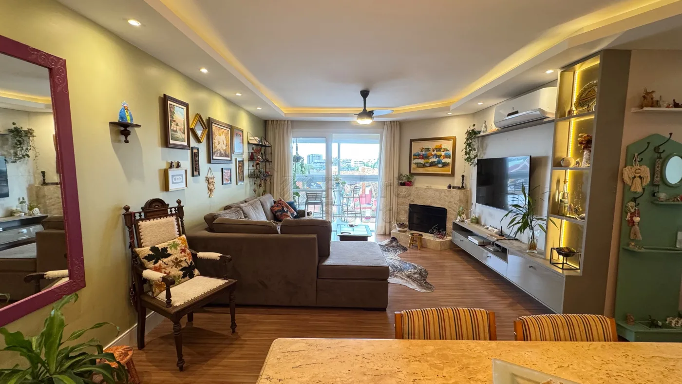 Comprar Apartamento / Padr&atilde;o em Pelotas R$ 980.000,00 - Foto 3