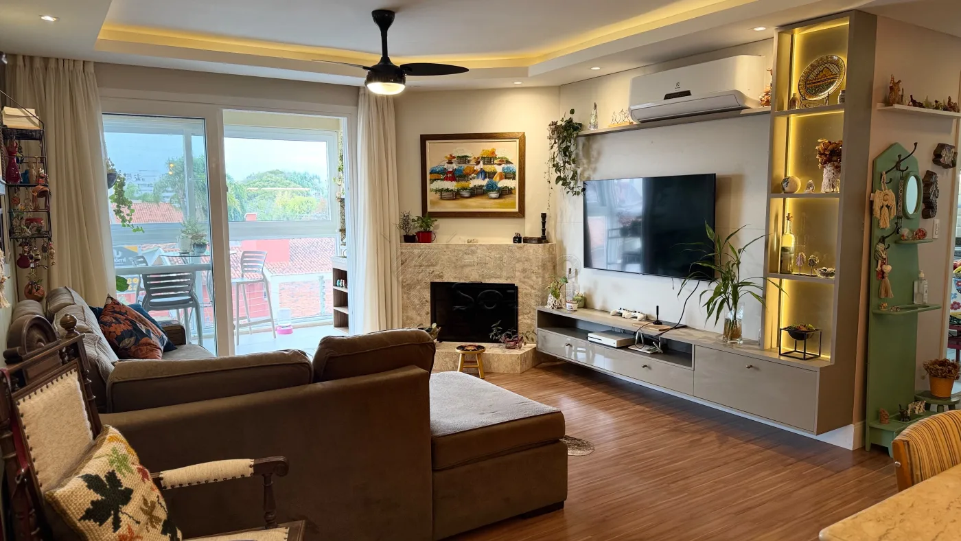 Comprar Apartamento / Padr&atilde;o em Pelotas R$ 980.000,00 - Foto 2