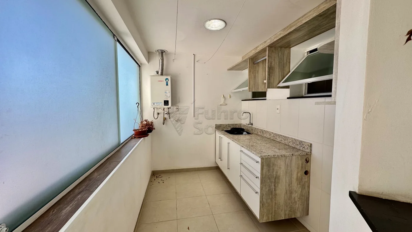 Comprar Apartamento / Padr&atilde;o em Pelotas R$ 1.800.000,00 - Foto 4