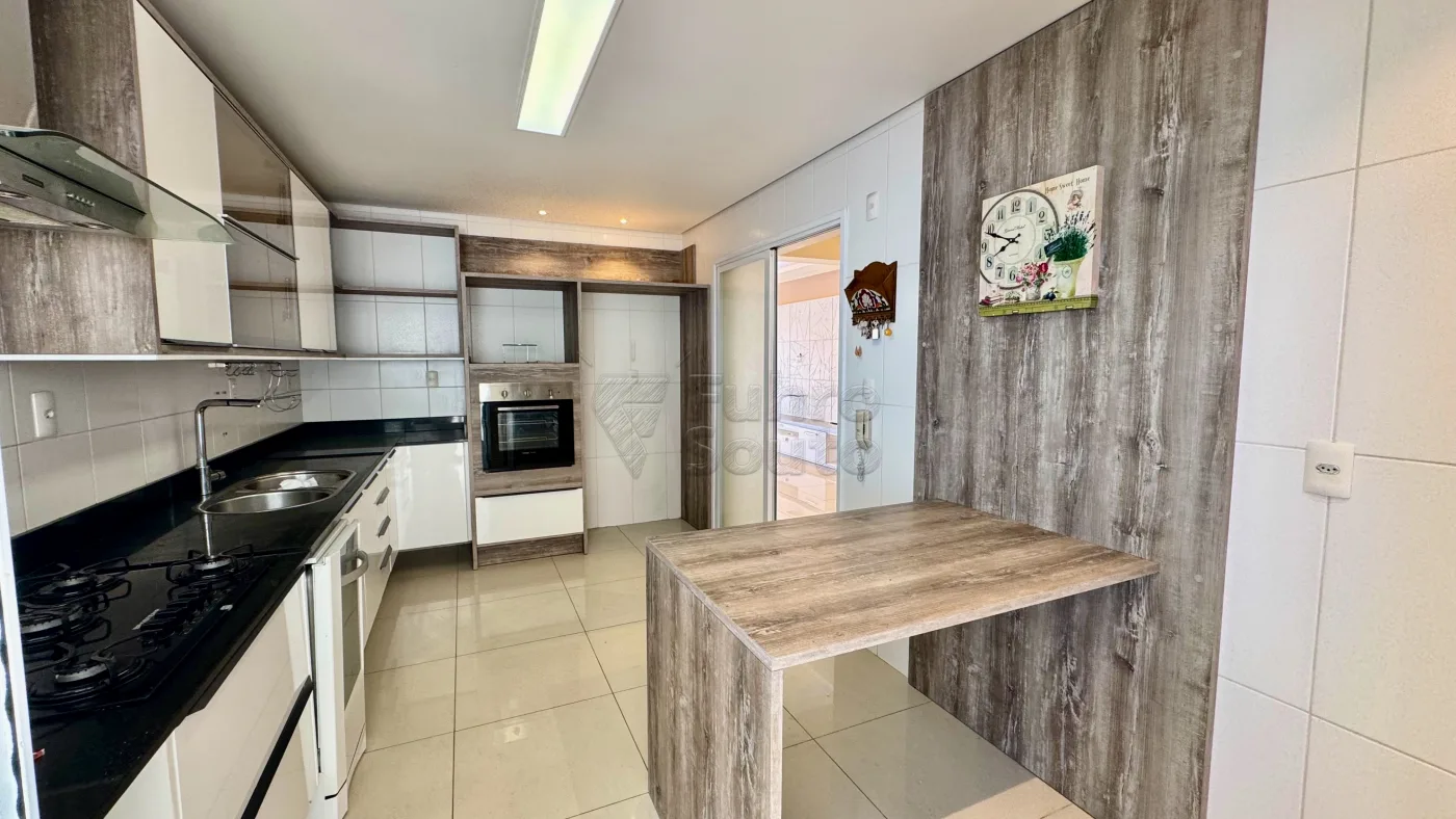 Comprar Apartamento / Padr&atilde;o em Pelotas R$ 1.800.000,00 - Foto 3