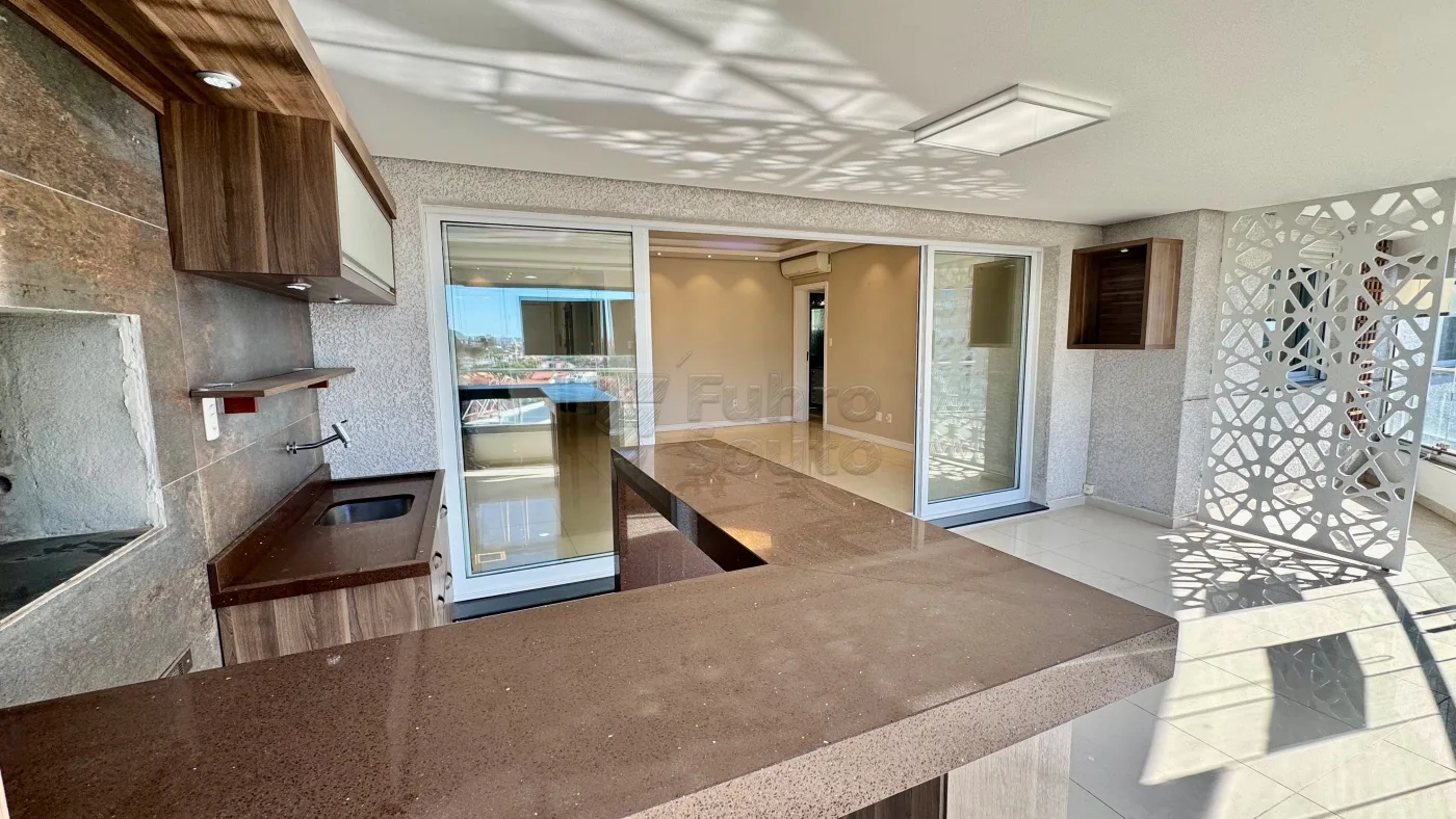 Comprar Apartamento / Padr&atilde;o em Pelotas R$ 1.800.000,00 - Foto 14
