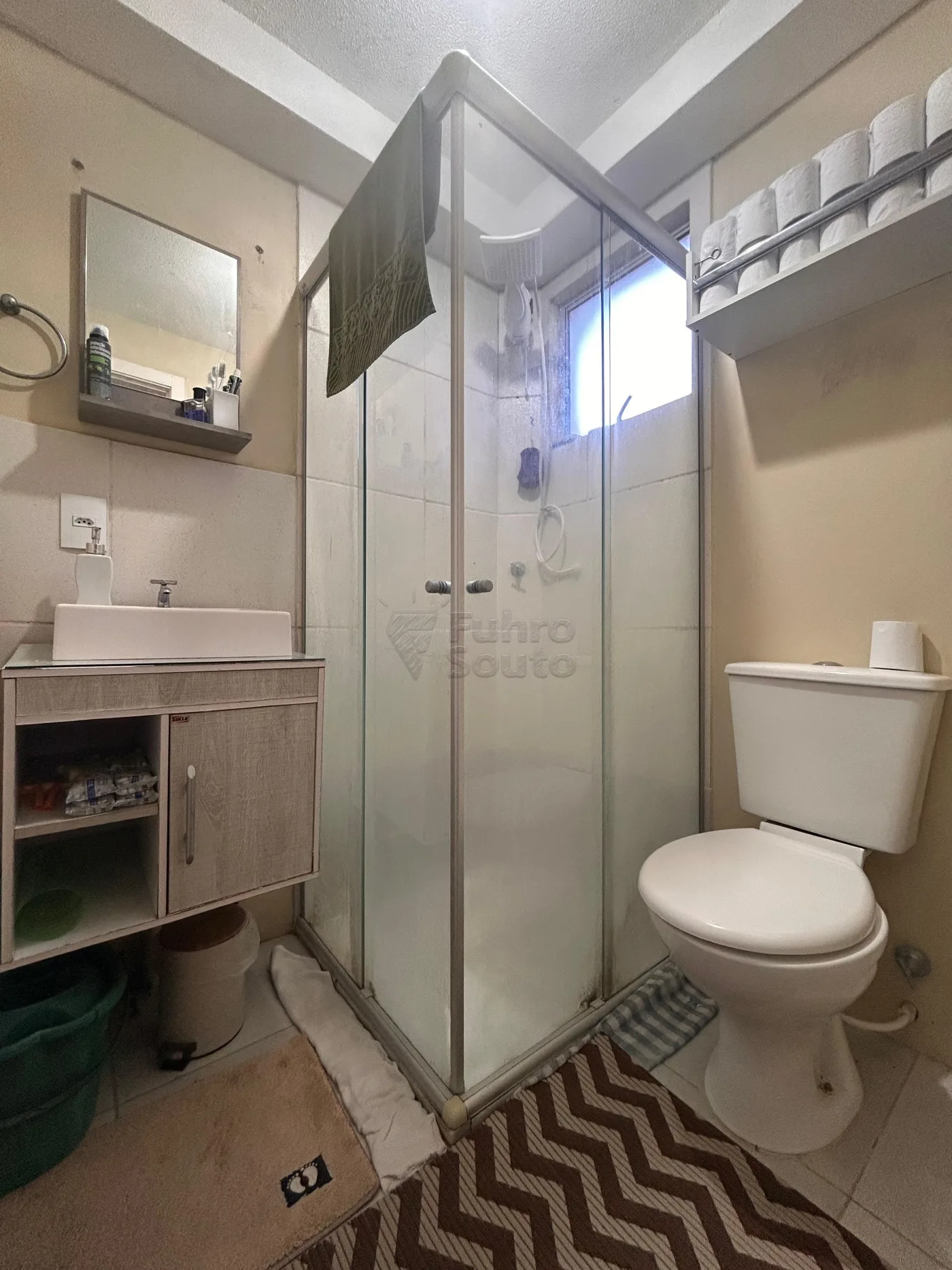 Comprar Apartamento / Padr&atilde;o em Pelotas R$ 160.000,00 - Foto 12