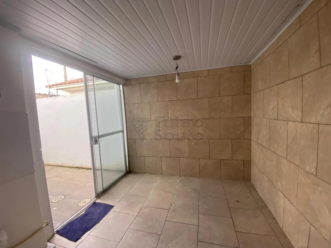 Comprar Casa / Condom&iacute;nio em Pelotas R$ 235.000,00 - Foto 8
