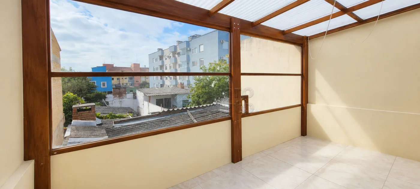 Comprar Casa / Padr&atilde;o em Pelotas R$ 300.000,00 - Foto 9