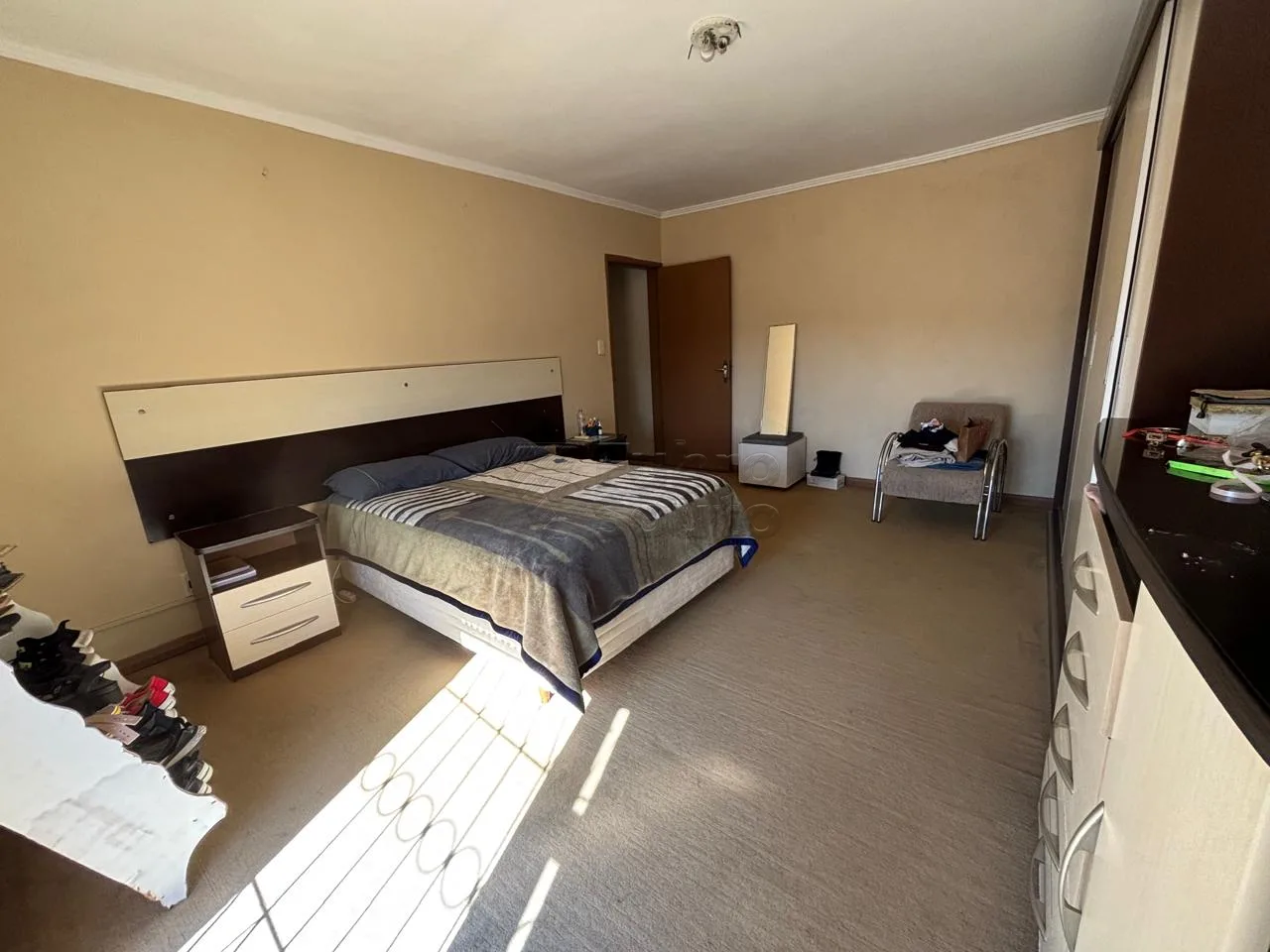 Comprar Casa / Padr&atilde;o em Pelotas R$ 360.000,00 - Foto 4