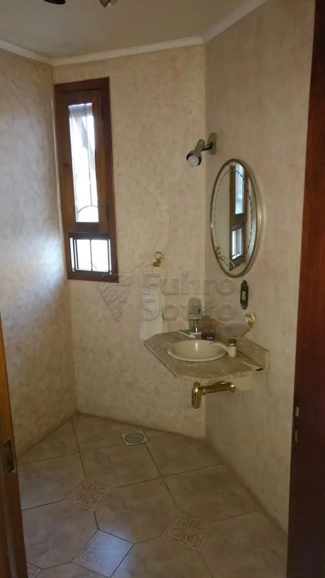 Comprar Casa / Padr&atilde;o em Pelotas R$ 1.749.000,00 - Foto 11