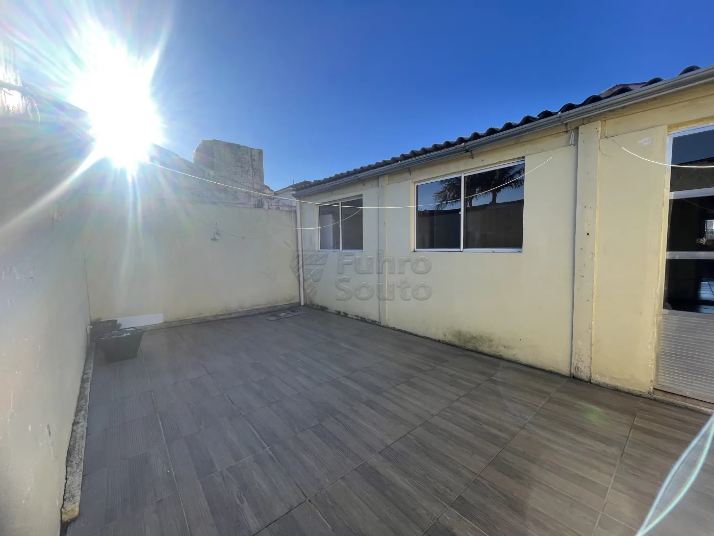 Comprar Casa / Padr&atilde;o em Pelotas R$ 590.000,00 - Foto 12