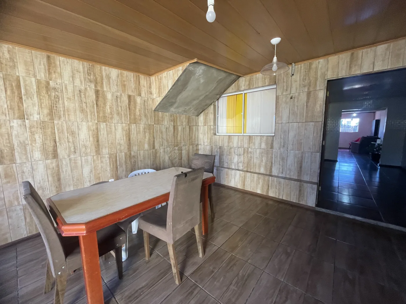 Comprar Casa / Padr&atilde;o em Pelotas R$ 590.000,00 - Foto 5