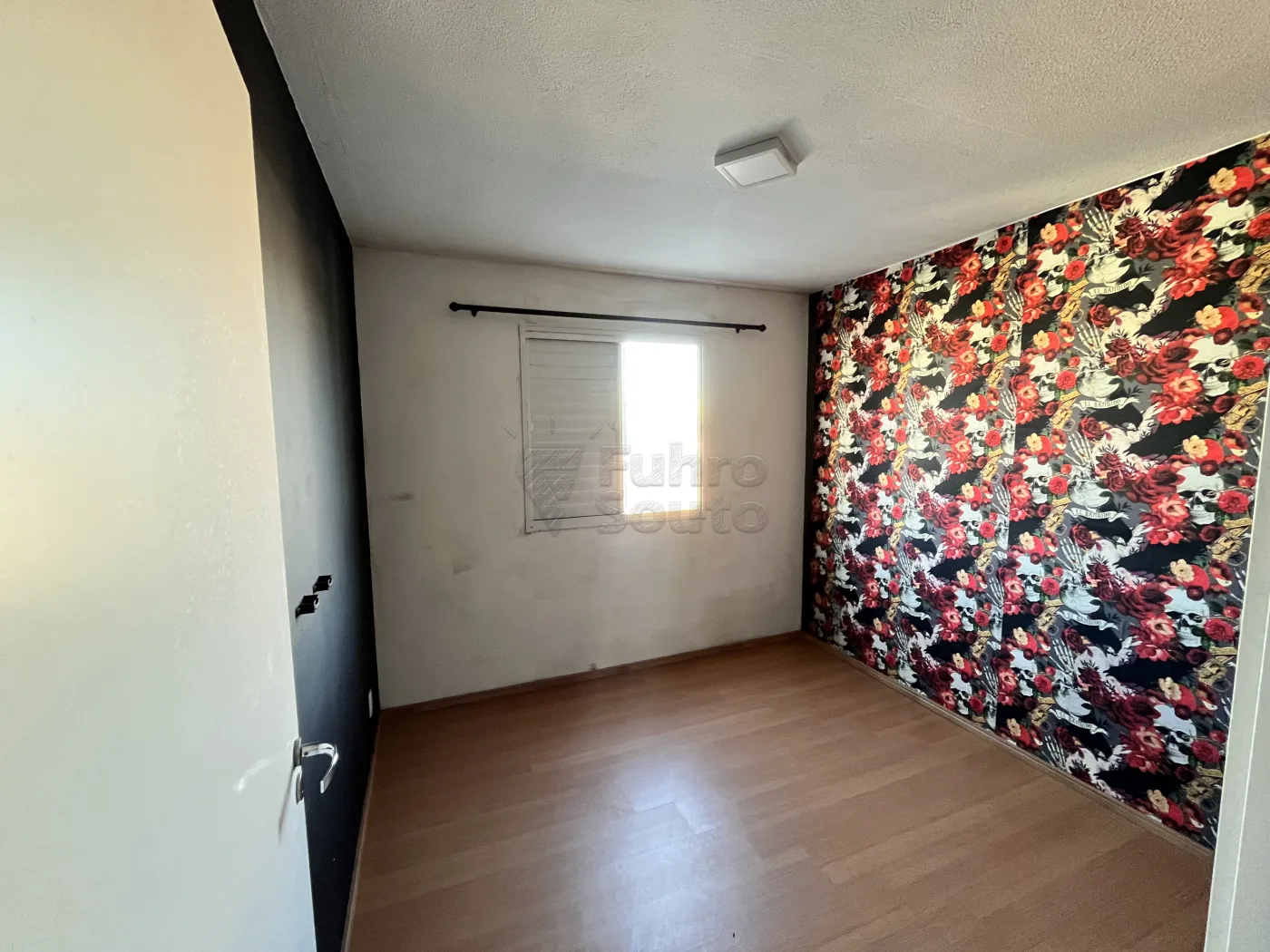 Comprar Apartamento / Padr&atilde;o em Pelotas R$ 171.000,00 - Foto 6