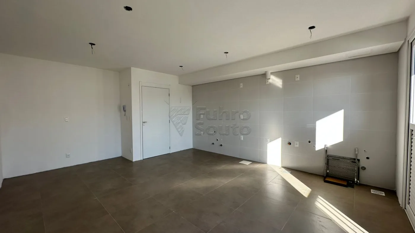 Comprar Apartamento / Padr&atilde;o em Pelotas R$ 520.000,00 - Foto 3