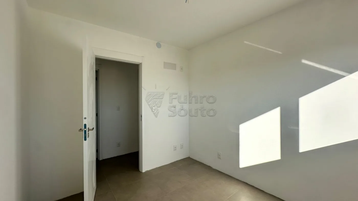 Comprar Apartamento / Padr&atilde;o em Pelotas R$ 520.000,00 - Foto 6