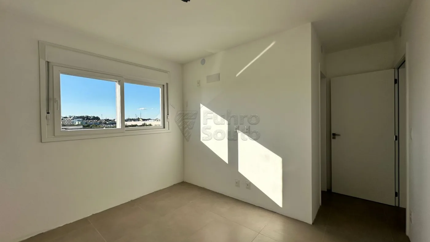 Comprar Apartamento / Padr&atilde;o em Pelotas R$ 520.000,00 - Foto 9