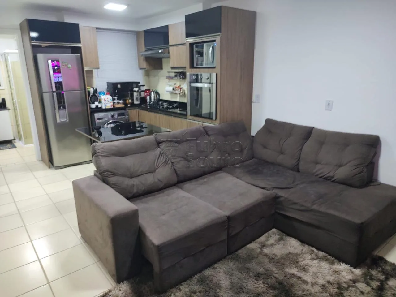 Comprar Apartamento / Padr&atilde;o em Pelotas R$ 150.000,00 - Foto 5