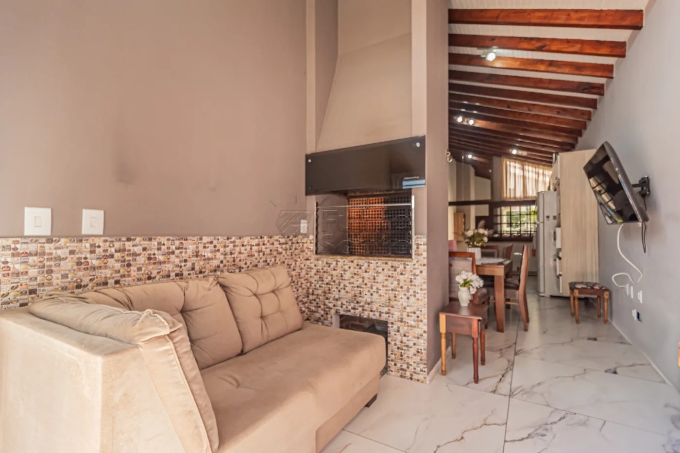 Comprar Casa / Padr&atilde;o em Pelotas R$ 1.380.000,00 - Foto 3