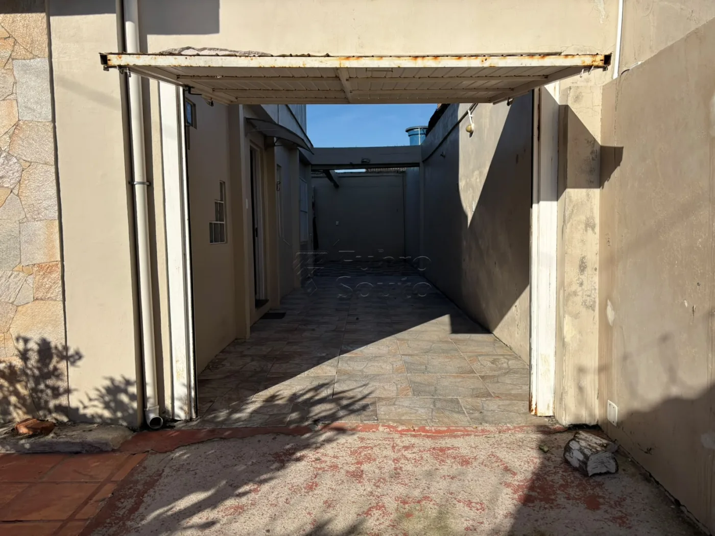 Comprar Casa / Padr&atilde;o em Pelotas R$ 450.000,00 - Foto 19
