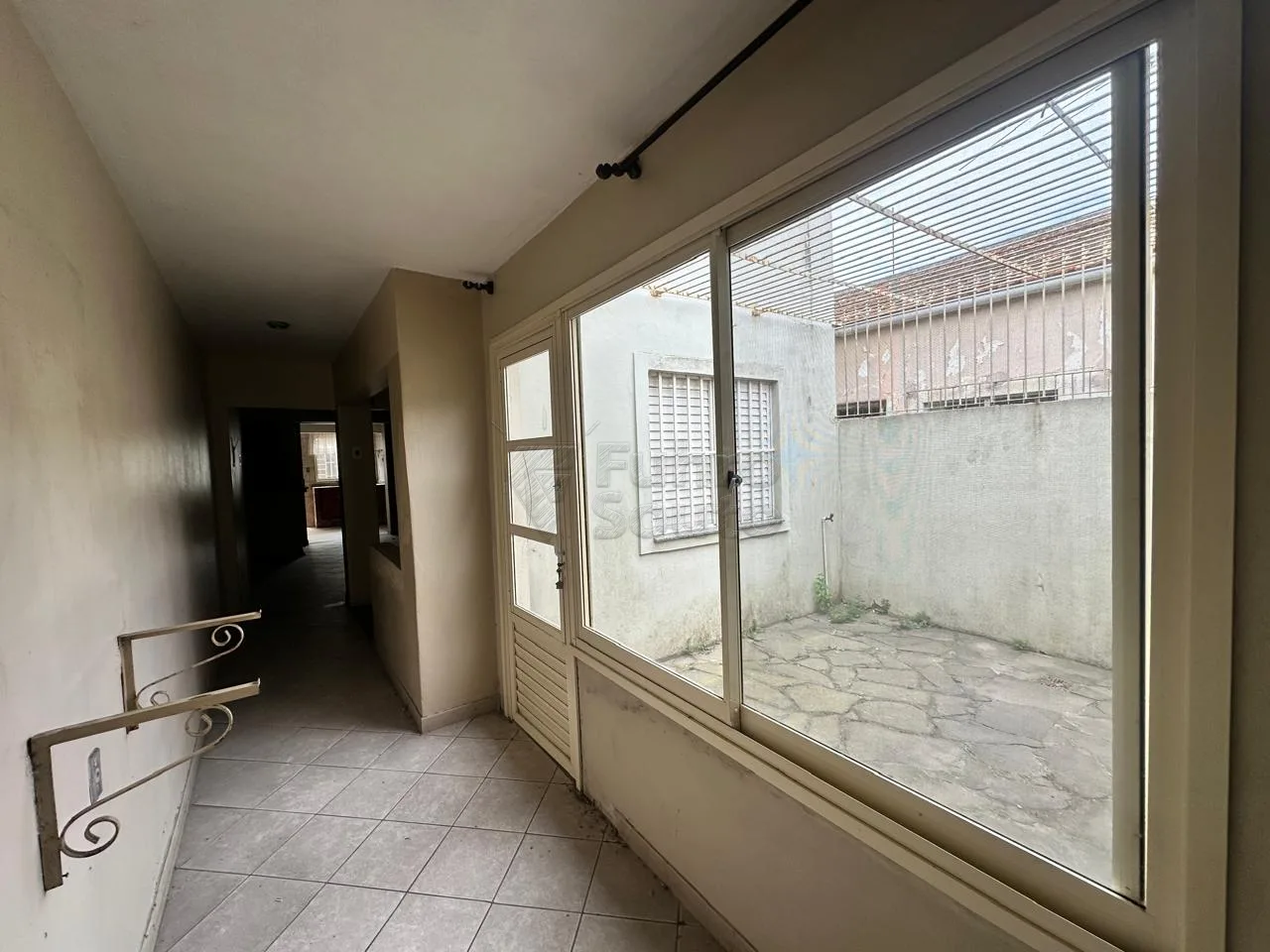 Comprar Casa / Padr&atilde;o em Pelotas R$ 375.000,00 - Foto 12
