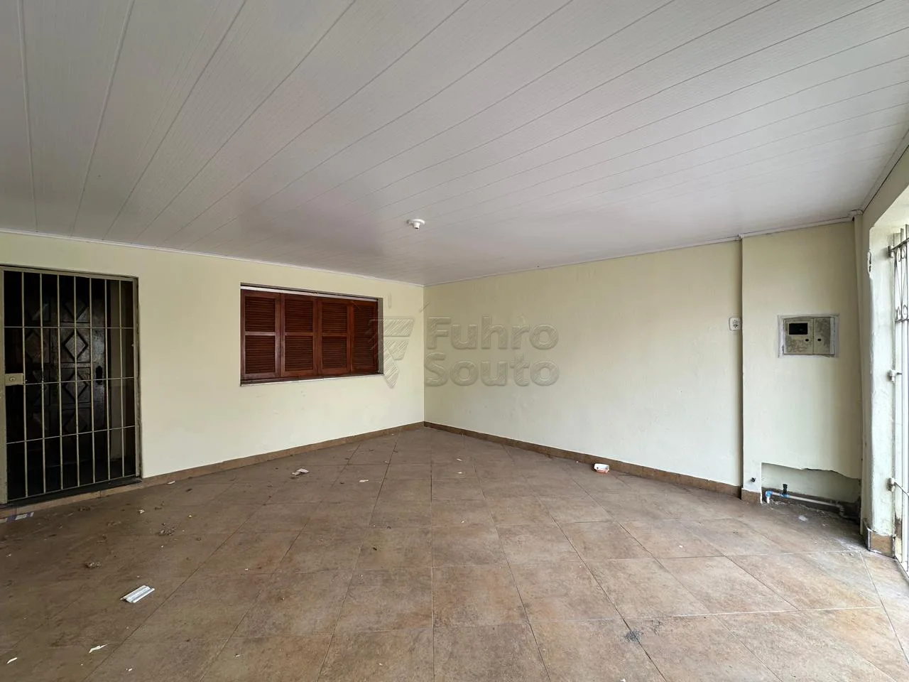 Comprar Casa / Padr&atilde;o em Pelotas R$ 375.000,00 - Foto 16