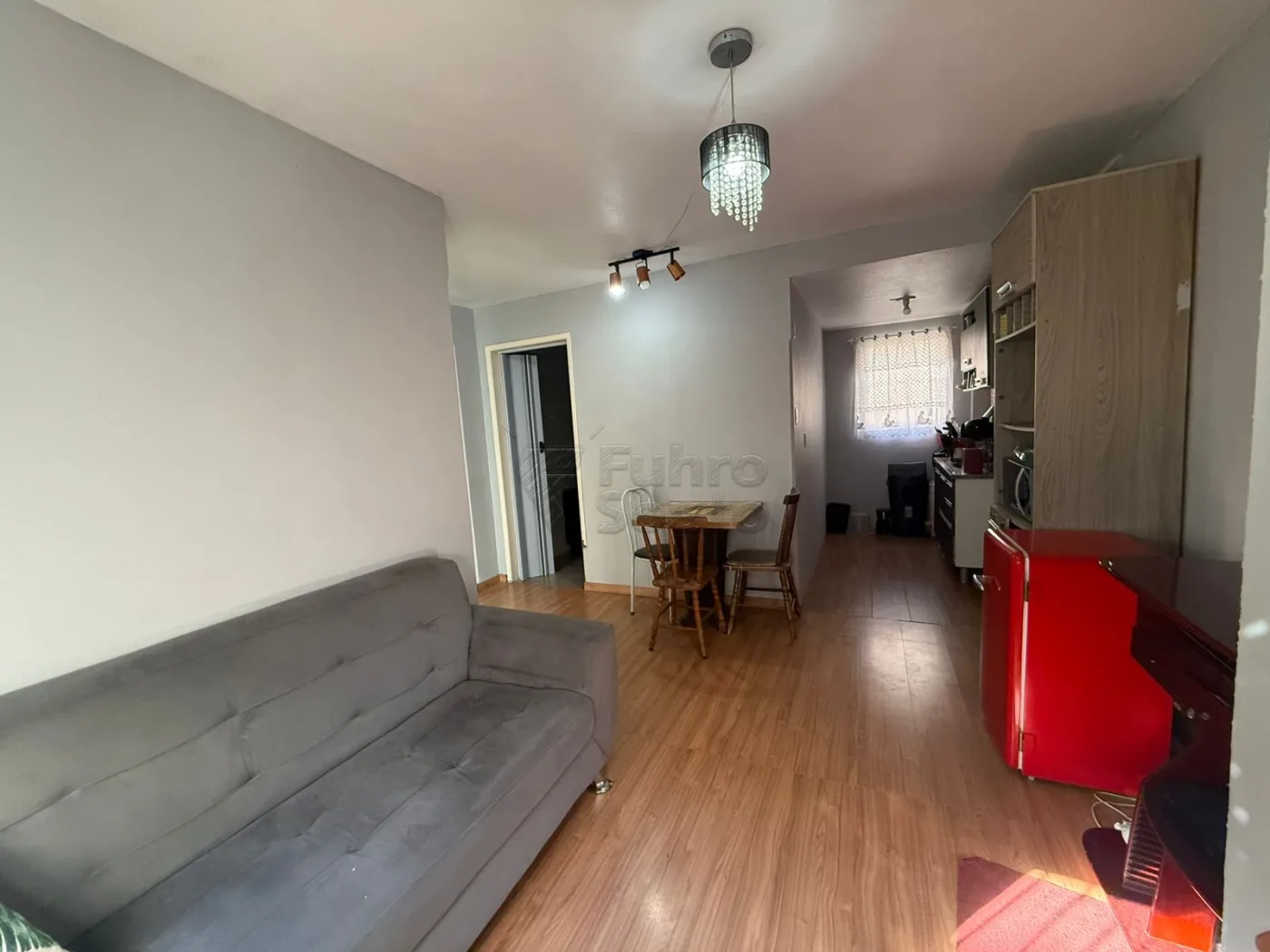 Comprar Apartamento / Padr&atilde;o em Pelotas R$ 150.000,00 - Foto 1