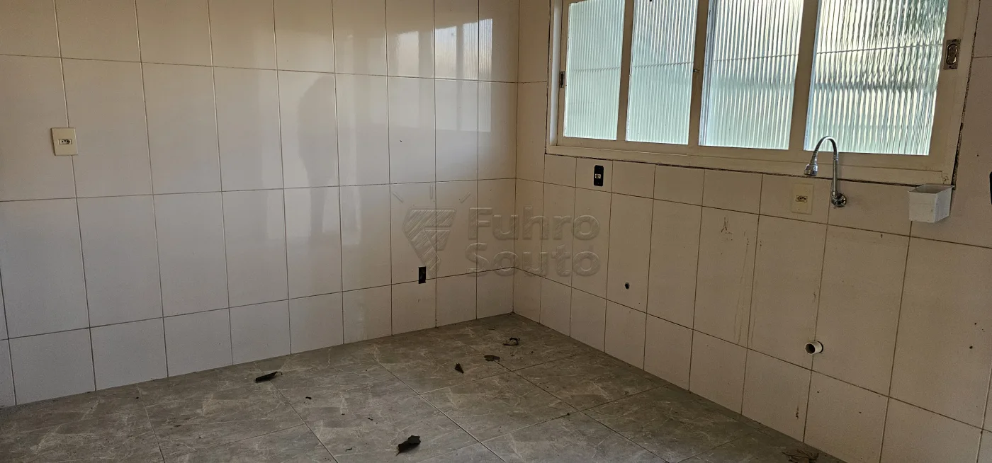 Comprar Casa / Padr&atilde;o em Pelotas R$ 800.000,00 - Foto 14