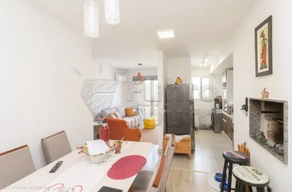 Comprar Apartamento / Padr&atilde;o em Pelotas R$ 315.000,00 - Foto 5