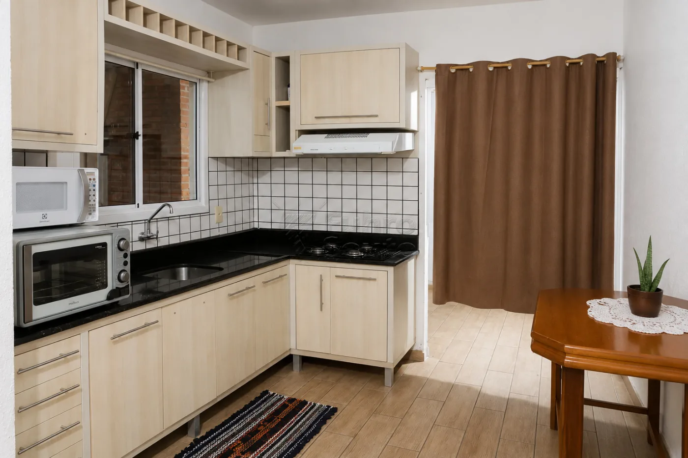 Comprar Casa / Condom&iacute;nio em Pelotas R$ 240.000,00 - Foto 2