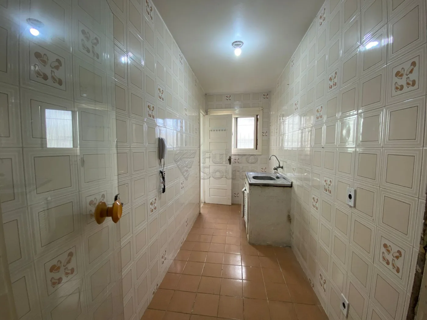Comprar Apartamento / Padr&atilde;o em Pelotas R$ 225.000,00 - Foto 3