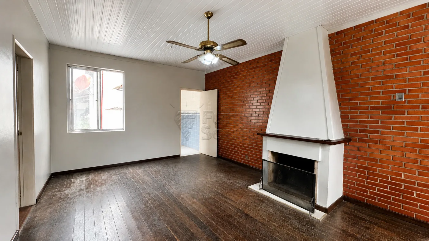 Comprar Casa / Padr&atilde;o em Pelotas R$ 299.900,00 - Foto 1