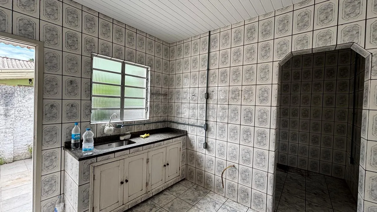 Comprar Casa / Padr&atilde;o em Pelotas R$ 299.900,00 - Foto 2