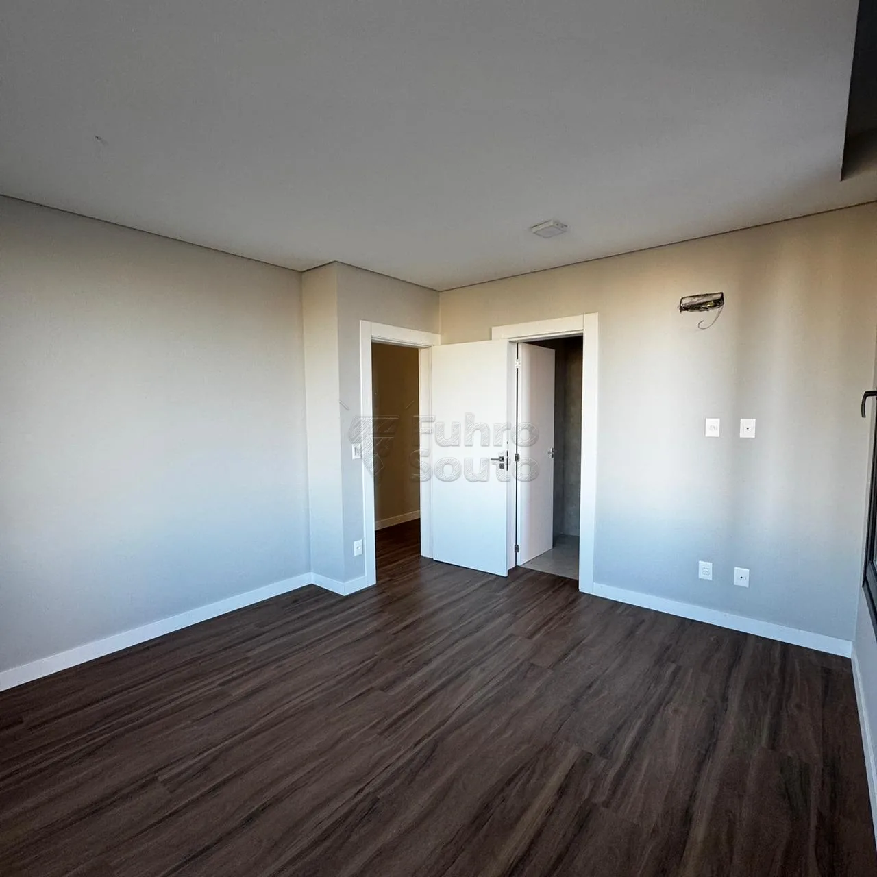 Comprar Casa / Condom&iacute;nio em Pelotas R$ 2.290.000,00 - Foto 11
