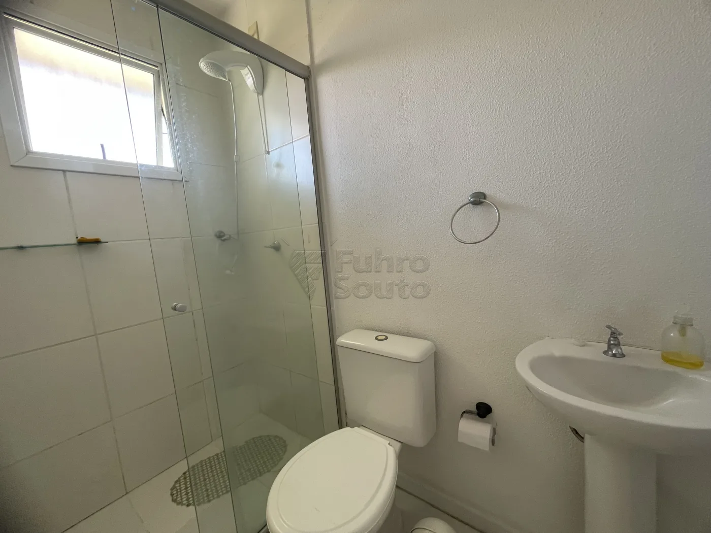 Comprar Casa / Condom&iacute;nio em Pelotas R$ 270.000,00 - Foto 6