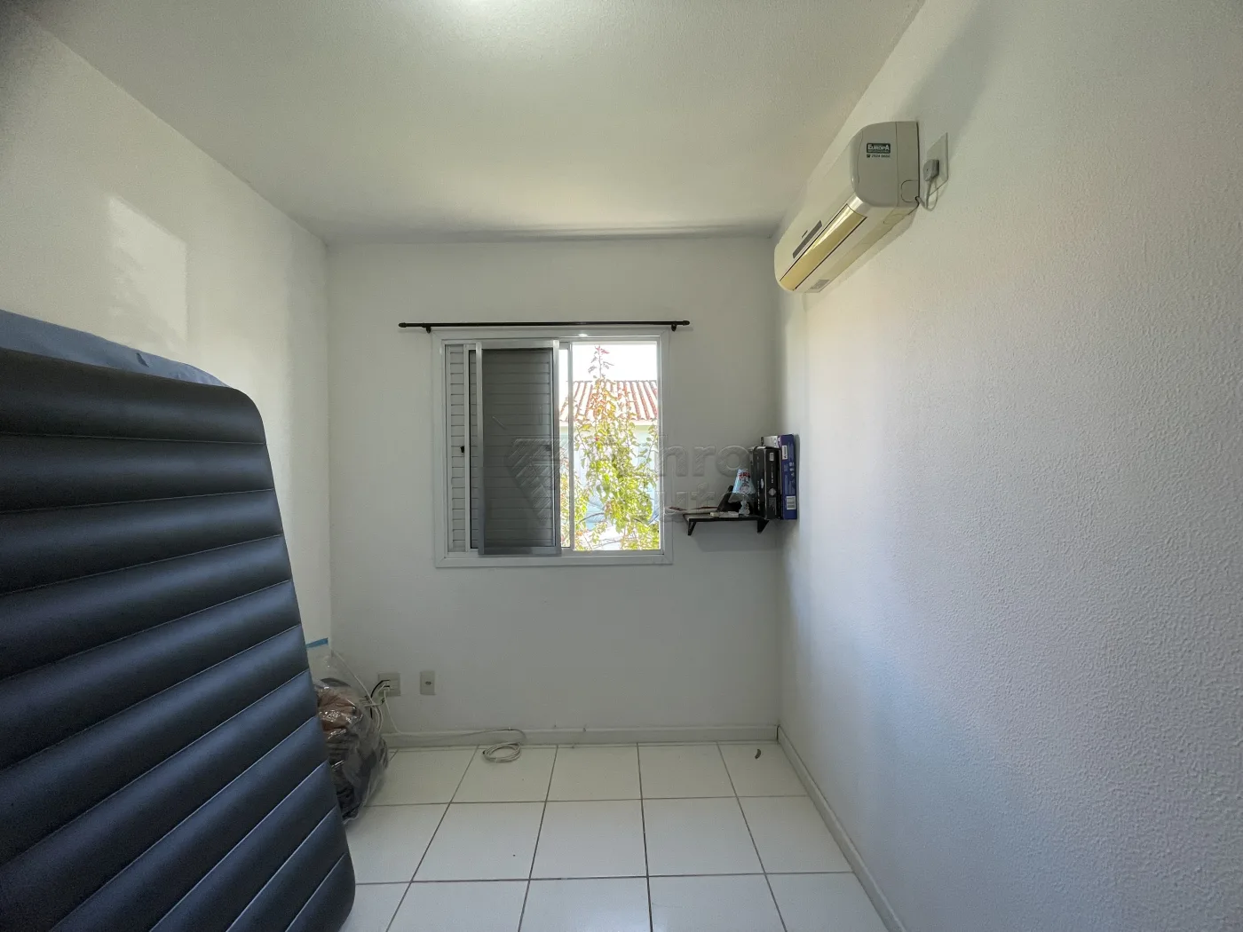 Comprar Casa / Condom&iacute;nio em Pelotas R$ 270.000,00 - Foto 5