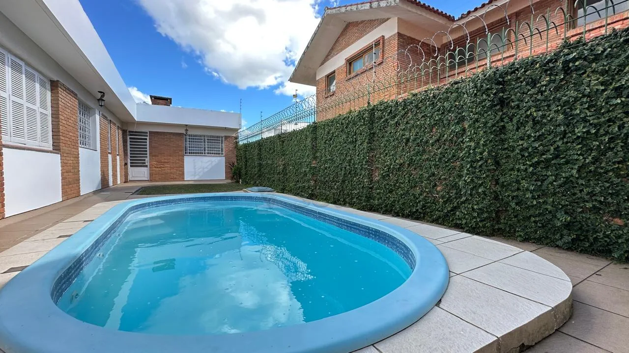 Comprar Casa / Padr&atilde;o em Pelotas R$ 1.800.000,00 - Foto 27