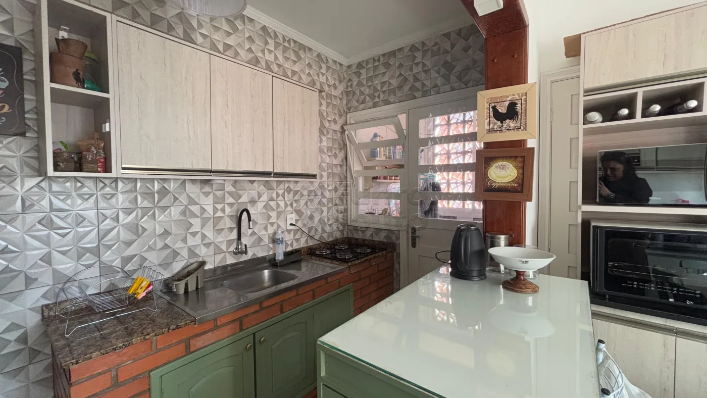 Comprar Apartamento / Padr&atilde;o em Pelotas R$ 320.000,00 - Foto 4