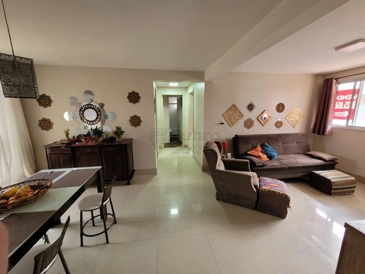 Comprar Apartamento / Padr&atilde;o em Pelotas R$ 270.000,00 - Foto 2