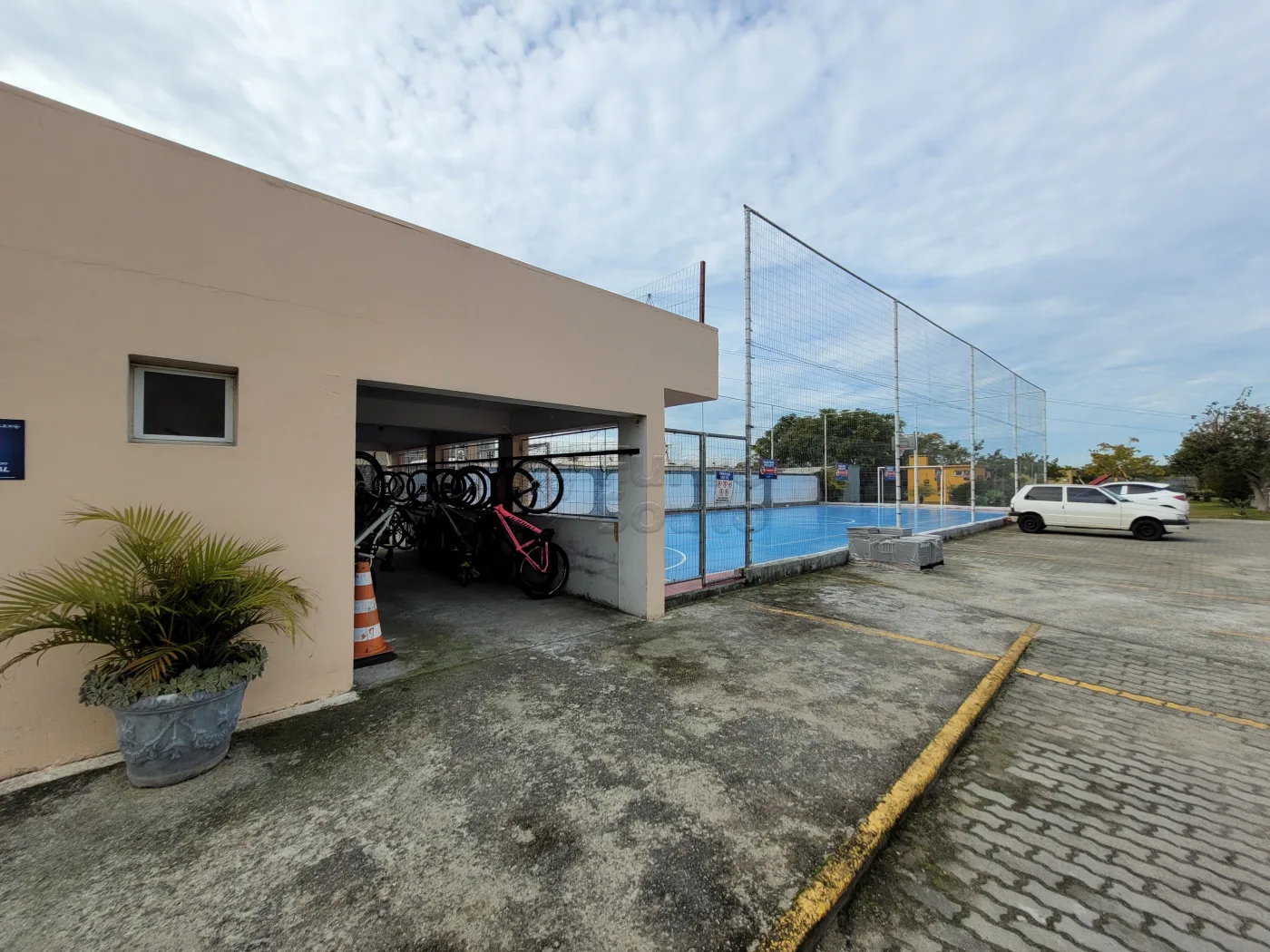 Comprar Apartamento / Padr&atilde;o em Pelotas R$ 270.000,00 - Foto 12