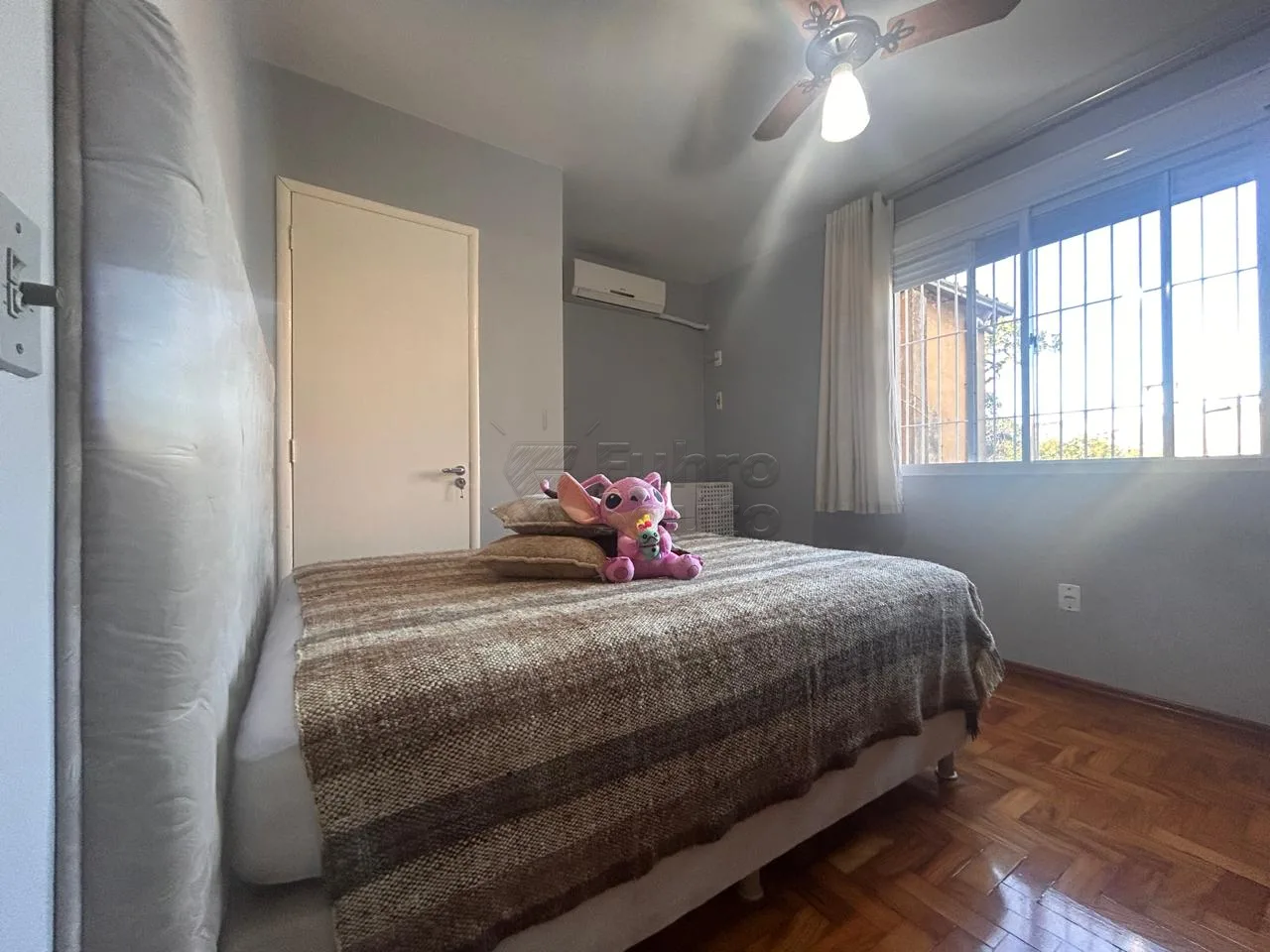 Comprar Apartamento / Padr&atilde;o em Pelotas R$ 350.000,00 - Foto 11