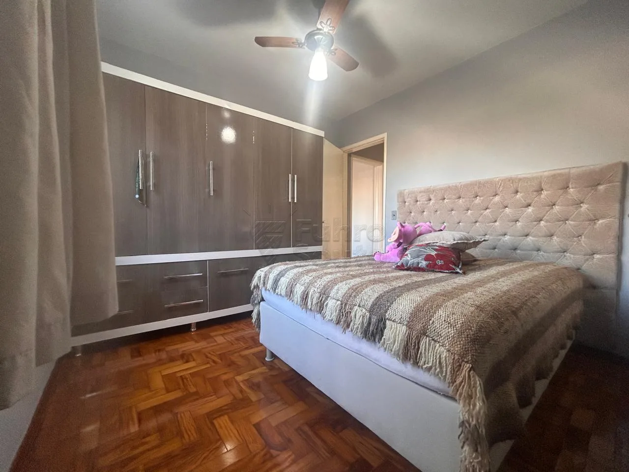 Comprar Apartamento / Padr&atilde;o em Pelotas R$ 350.000,00 - Foto 12