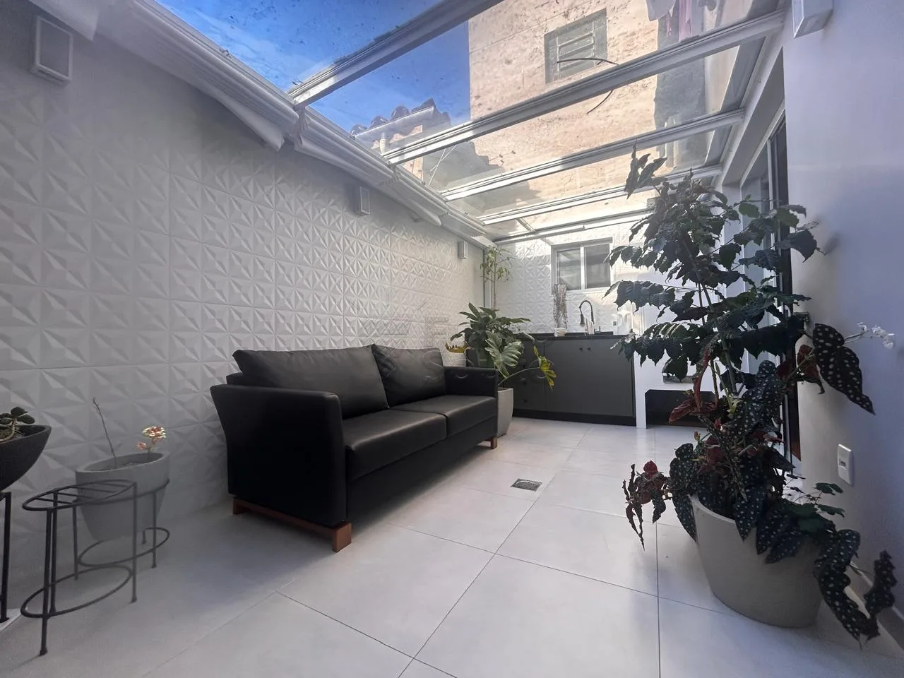 Comprar Apartamento / Padr&atilde;o em Pelotas R$ 350.000,00 - Foto 17
